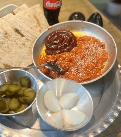 املت چوریتسو